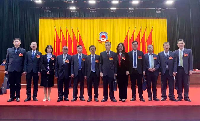 2022市政协会议合影_副本.jpg