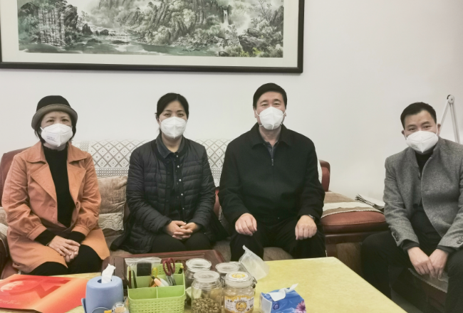 拜访费主委.jpg