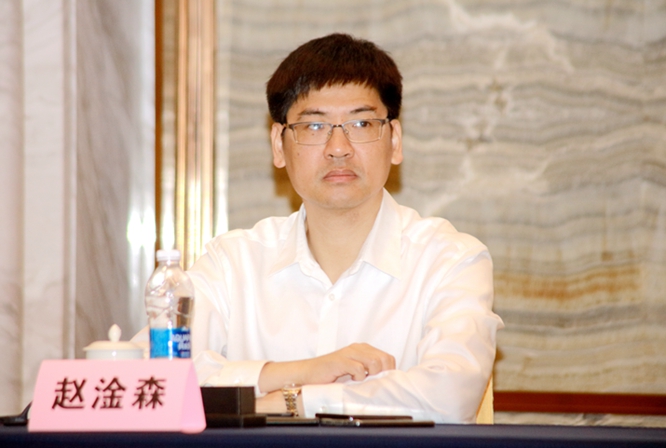 HUA_9806_副本.jpg