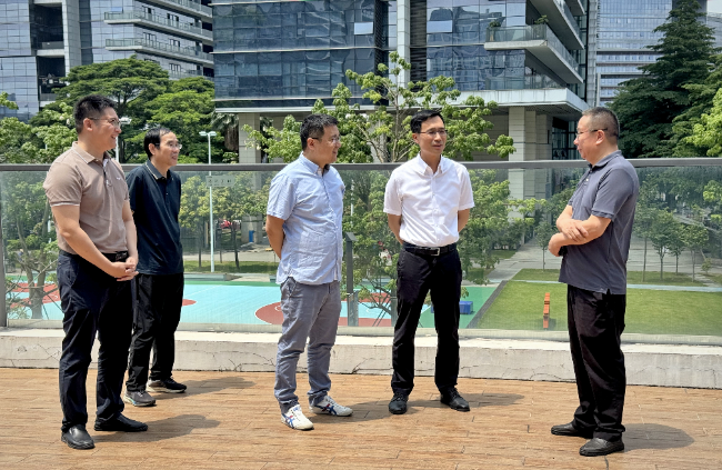 中共东莞市委常委梁杰钊与民进东莞市委会交流谈心 (2).jpg