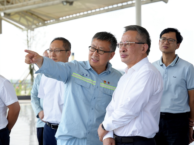 民进省委会赴湛江开展高质量发展学习调研 (2)_副本.jpg