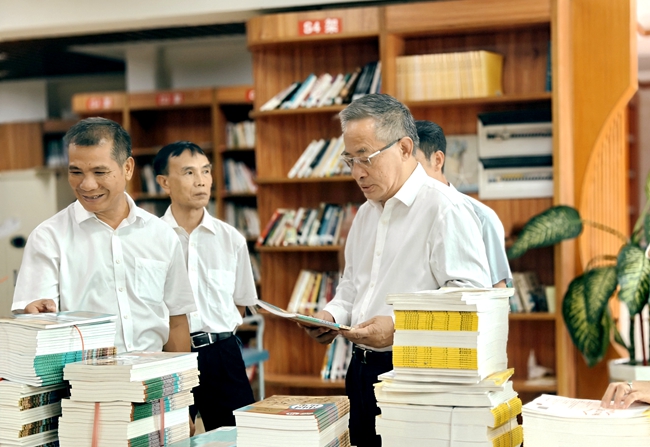 微信图片_20240914144245_副本.jpg