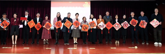 合唱同舟共进.jpg