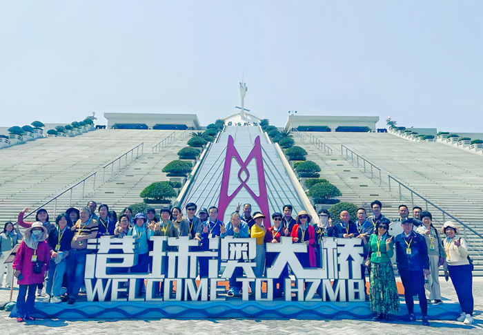 惠城区总支赴珠海01.jpg