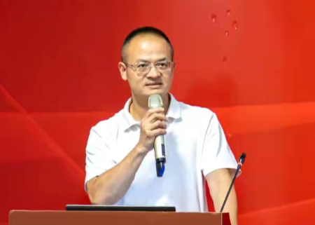 邓伟强1.jpg
